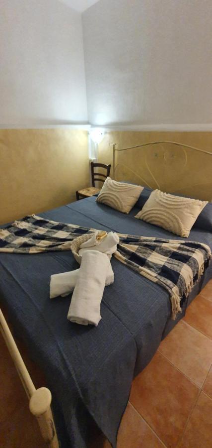 Hotel Casolare Al Porto Tropea Habitación foto