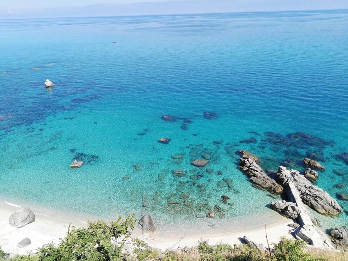Hotel Casolare Al Porto Tropea Exterior foto