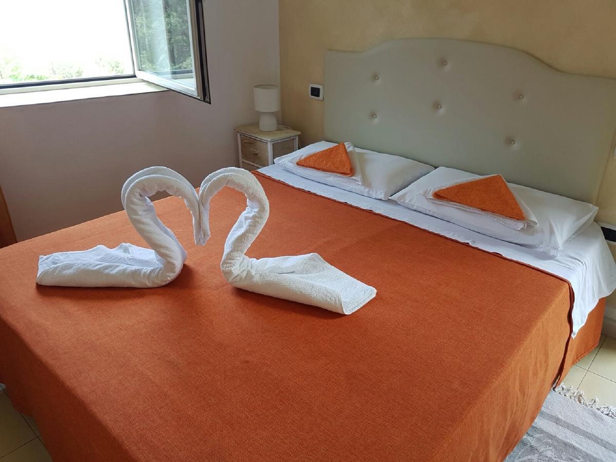 Hotel Casolare Al Porto Tropea Exterior foto